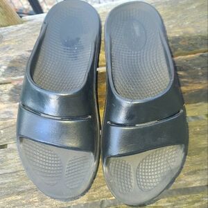 OOFOS Ooahh Sport Recovery Slide Sandals Men’s Size 6 W 8